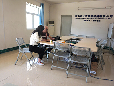 �����͑��F(xi��n)��ԇ�C