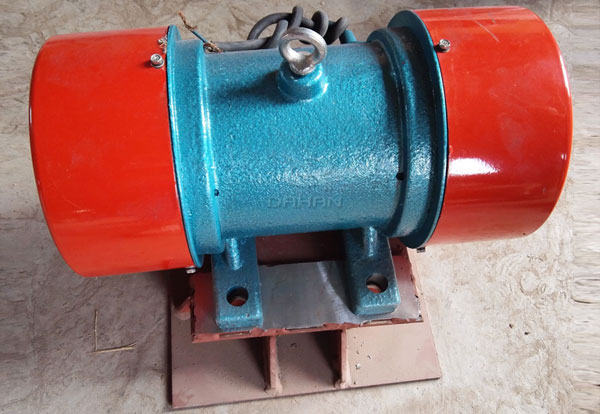 �}(c��ng)�������